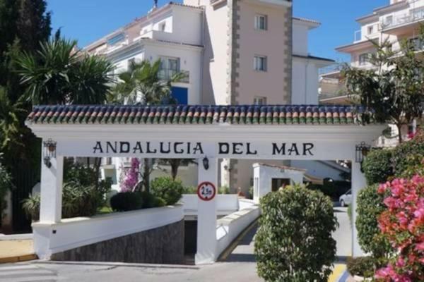 마르베야 Impresionante Loft En Puerto Banus A Pie De Playa 아파트 외부 사진